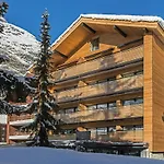 Appartement avec 2 chambre(s) de 97 m² et 2 salle(s) de bains privée(s) à Quartier de Uferweg
